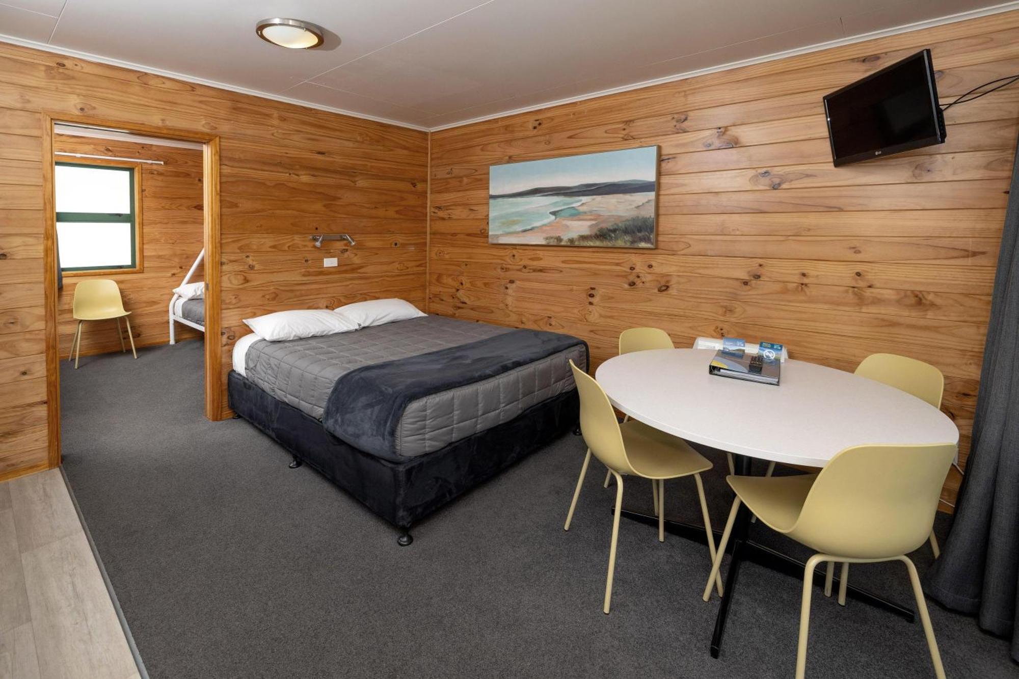Motueka Top 10 Holiday Park Exterior photo