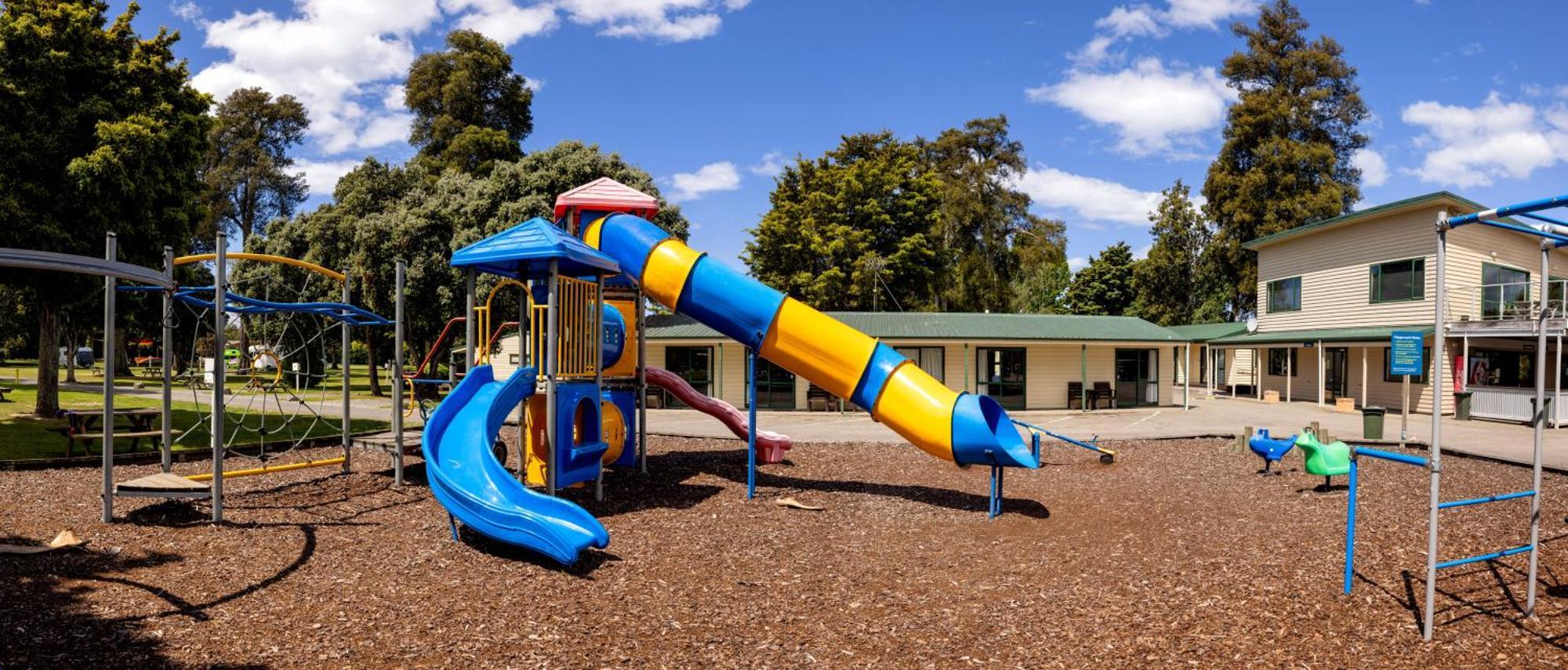 Motueka Top 10 Holiday Park Exterior photo