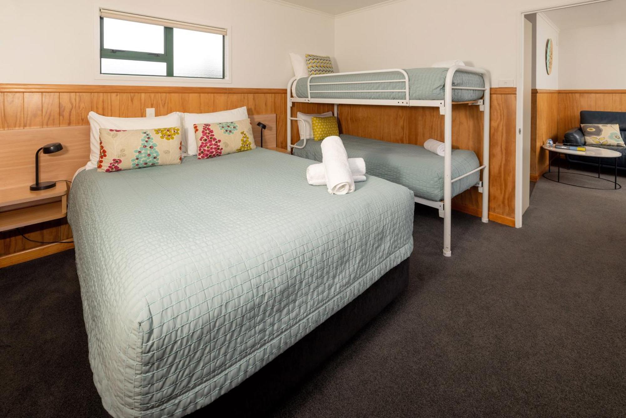 Motueka Top 10 Holiday Park Exterior photo